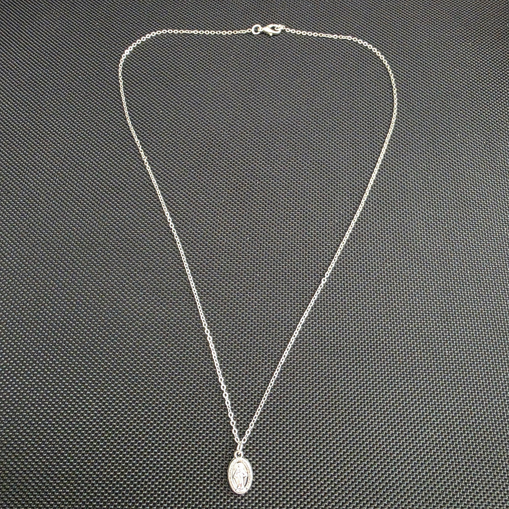 Pendant necklace