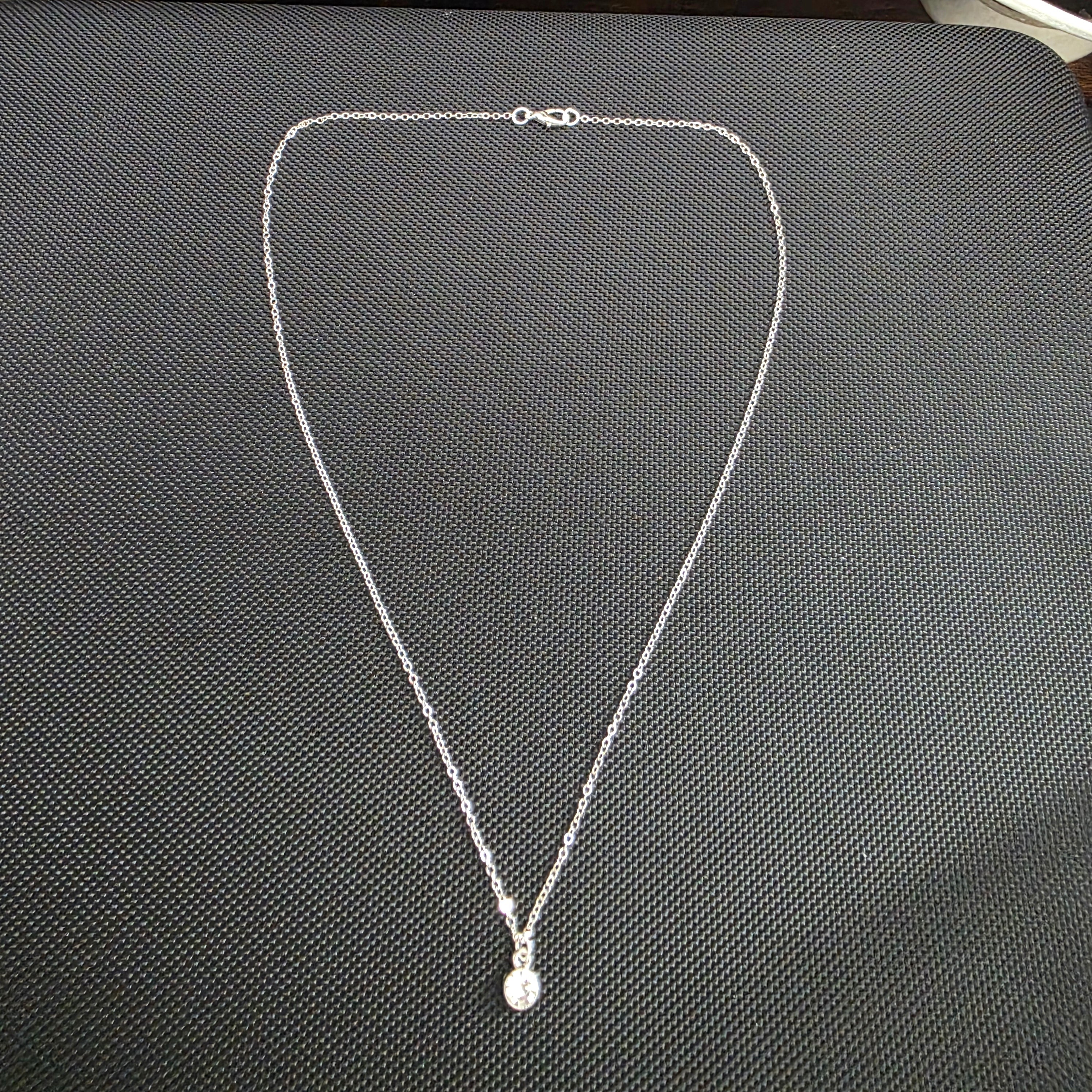 Clear gem necklace
