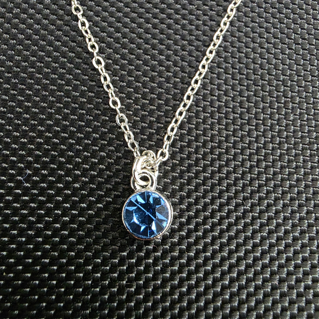 Blue gem necklace