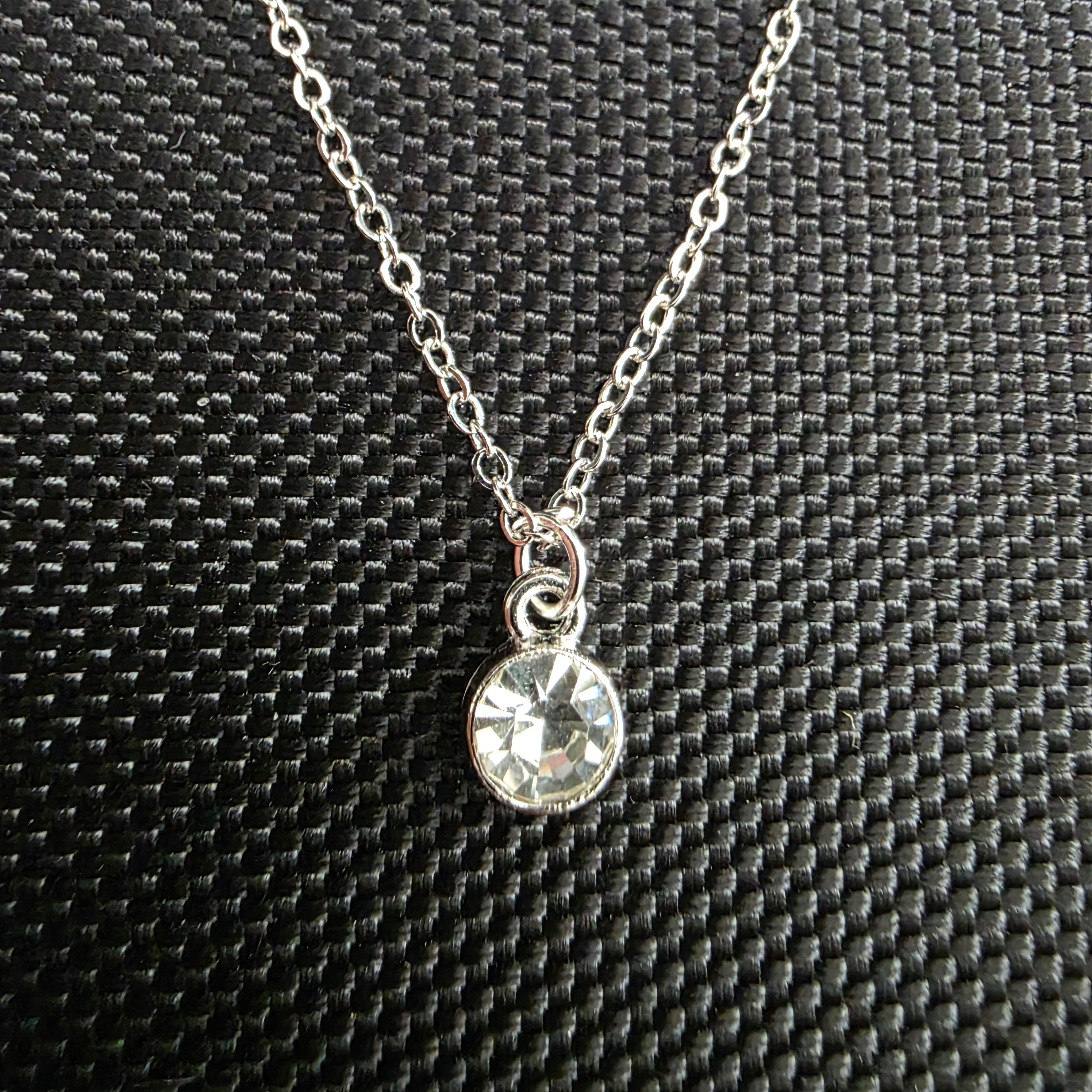 Clear gem necklace