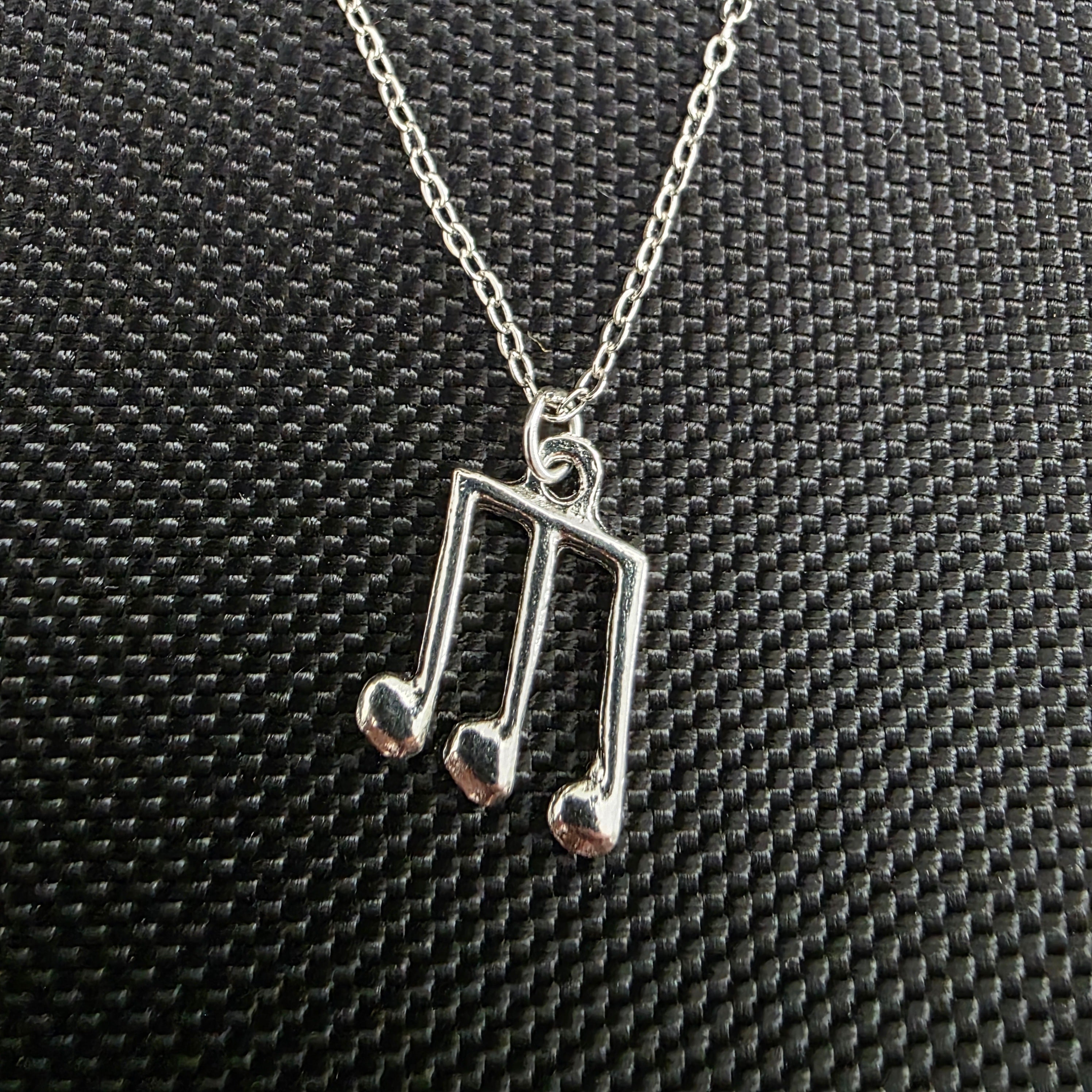 Musical note necklace