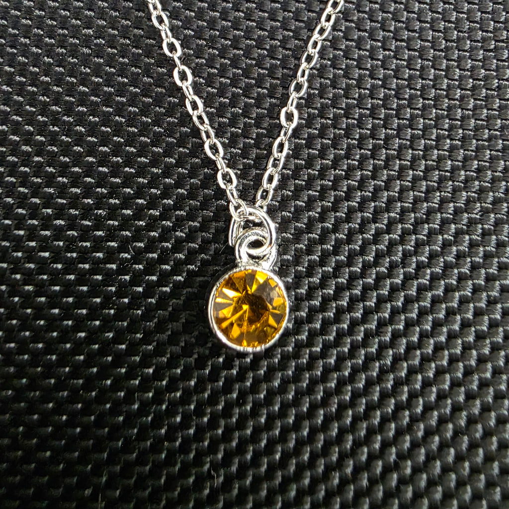 Yellow gem necklace