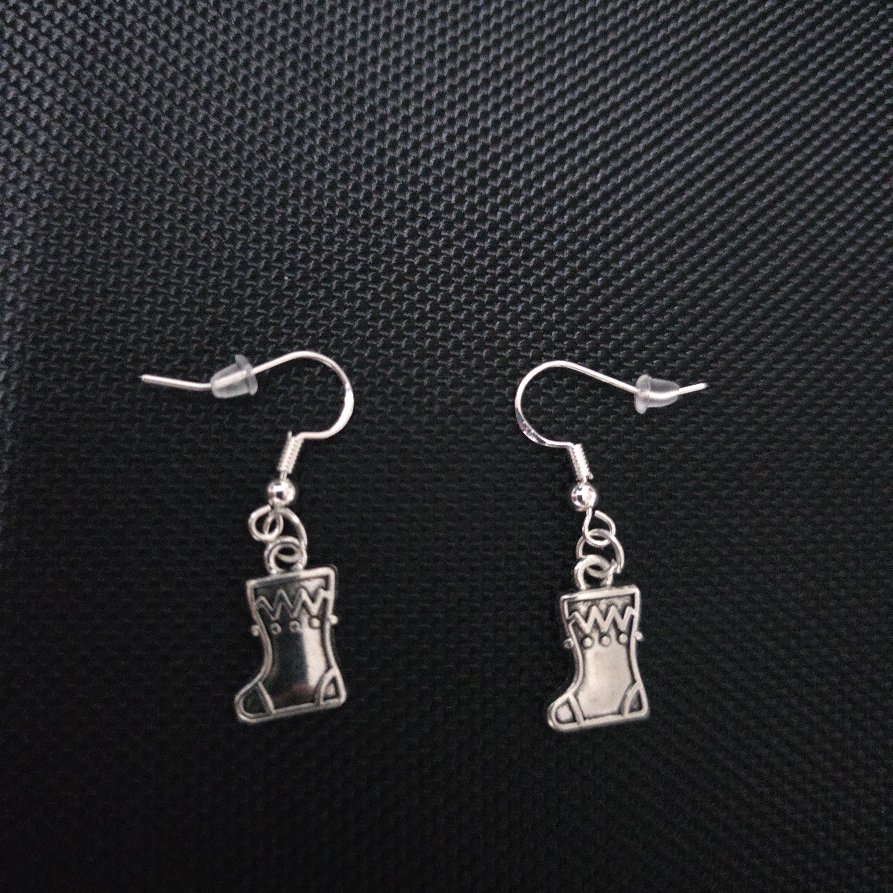 Stocking earrings