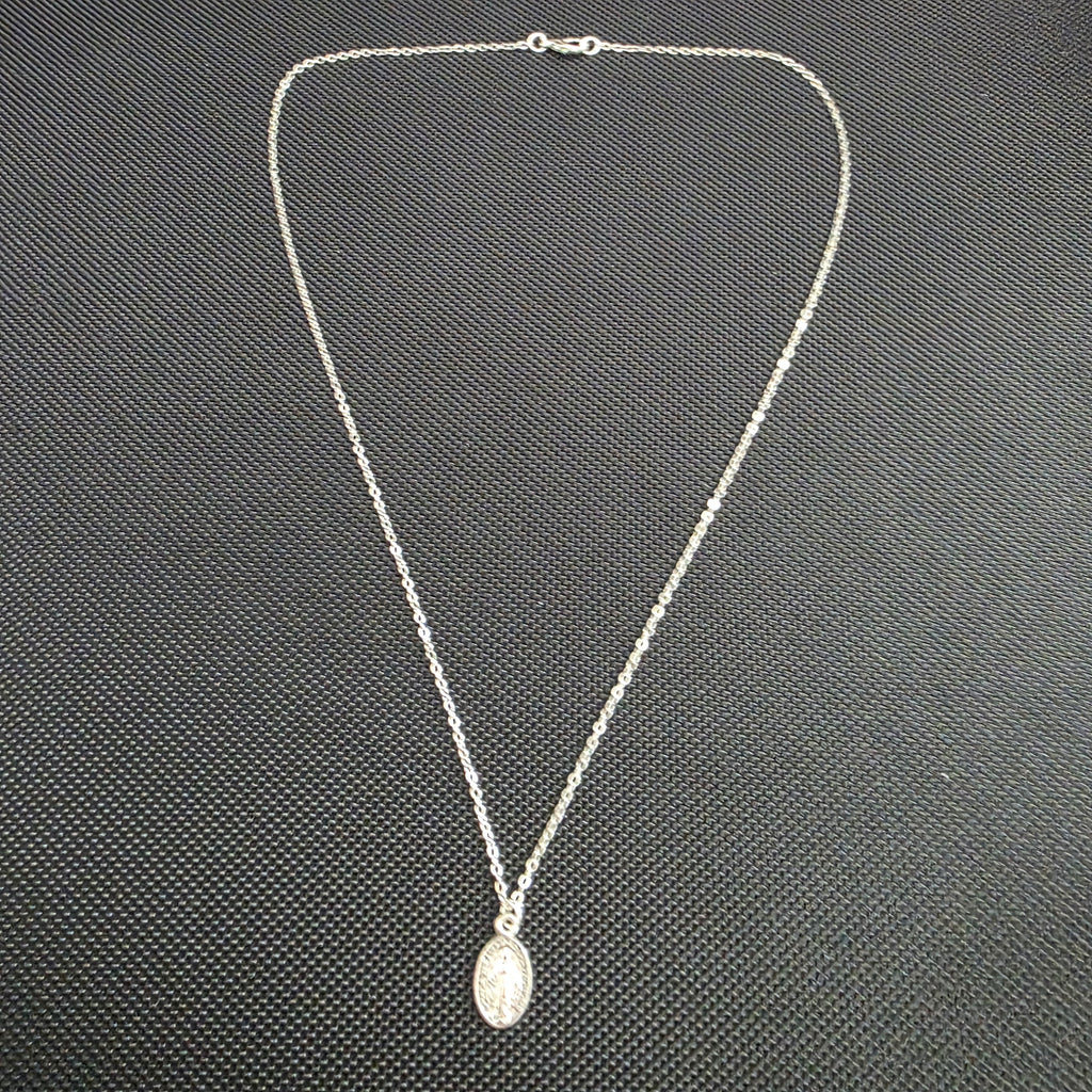 Pendant necklace