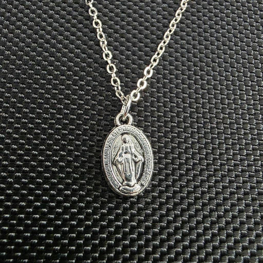 Pendant necklace